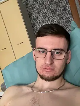 Snapshot of GrahamSouth chatting on December 23, 2024, 4:22 am GrahamSouth online show from December 23, 2024, 4:22 am