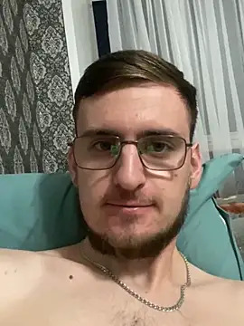 Snapshot of GrahamSouth chatting on January 3, 2025, 7:29 pm GrahamSouth online show from January 3, 2025, 7:29 pm