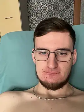 Snapshot of GrahamSouth chatting on January 8, 2025, 4:34 am GrahamSouth online show from January 8, 2025, 4:34 am