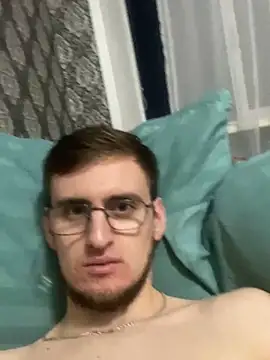 Snapshot of GrahamSouth chatting on January 20, 2025, 6:43 pm GrahamSouth online show from January 20, 2025, 6:43 pm