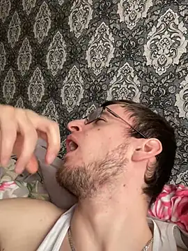 Snapshot of GrahamSouth chatting on February 13, 2025, 10:23 am GrahamSouth online show from February 13, 2025, 10:23 am