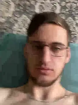 Snapshot of GrahamSouth chatting on February 21, 2025, 4:07 am GrahamSouth online show from February 21, 2025, 4:07 am