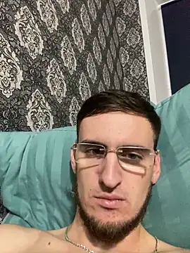 Snapshot of GrahamSouth chatting on September 8, 2025, 3:55 pm GrahamSouth online show from September 8, 2025, 3:55 pm