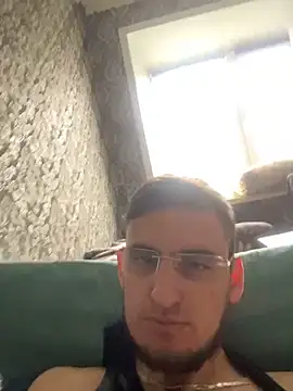 Snapshot of GrahamSouth chatting on November 14, 2025, 4:55 am GrahamSouth online show from November 14, 2025, 4:55 am