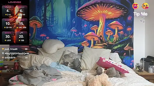 tattoomilf86 online show from February 24, 2025, 6:47 pm