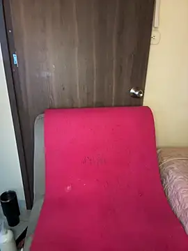 MOMALANA online show from September 28, 2025, 4:12 pm