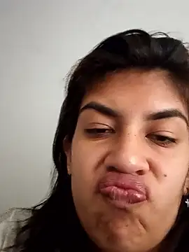 Snapshot of Anamaria-24 chatting on April 16, 2026, 3:46 pm Anamaria-24 online show from April 16, 2026, 3:46 pm