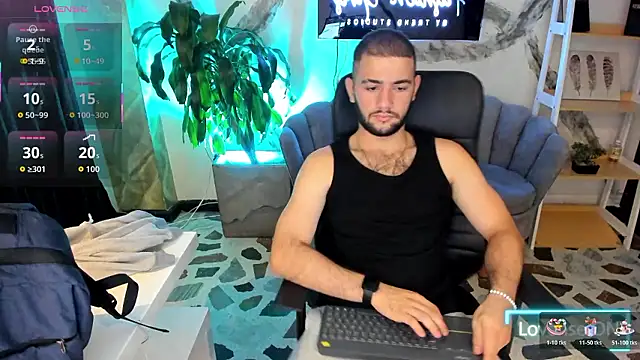 MaximusDick1  online show from January 13, 2026, 3:45 am