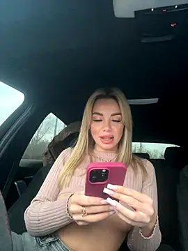 Snapshot of Gabriella_Hot_ chatting on October 24, 2025, 1:13 am Gabriella Hot online show from October 24, 2025, 1:13 am