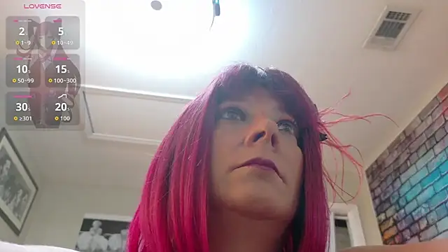 Snapshot of Luna1984 chatting on October 31, 2025, 8:54 pm Luna1984 online show from October 31, 2025, 8:54 pm