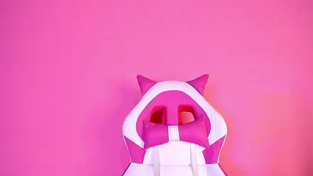 Mereo leona online show from December 14, 2024, 11:23 pm