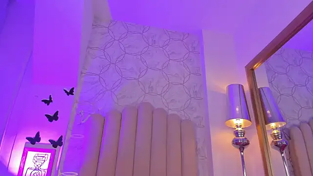 Foxy200   online show from January 6, 2026, 8:01 pm