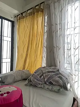 Snapshot of HannaSmiith chatting on October 20, 2025, 1:11 pm HannaSmiith online show from October 20, 2025, 1:11 pm