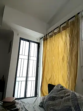 Snapshot of HannaSmiith chatting on November 9, 2025, 12:47 pm HannaSmiith online show from November 9, 2025, 12:47 pm