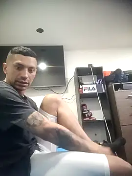 Snapshot of jeremiabello chatting on October 26, 2025, 6:41 am jeremiabello online show from October 26, 2025, 6:41 am