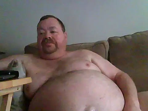 Snapshot of hitman_35 chatting on November 5, 2025, 5:57 pm hitman 35 online show from November 5, 2025, 5:57 pm