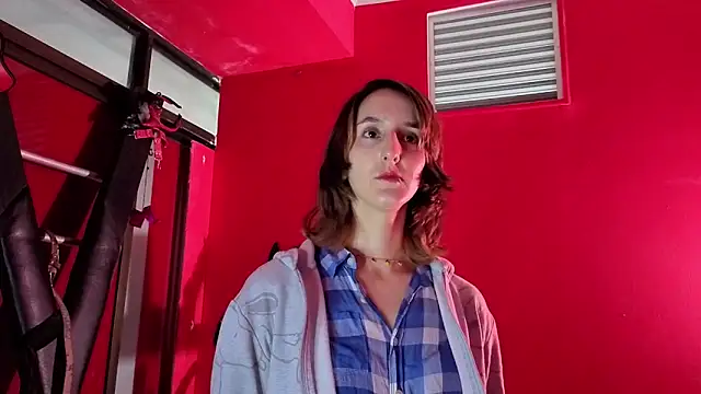 Snapshot of Ambar_Roux_ chatting on February 23, 2026, 2:14 pm Ambar Roux online show from February 23, 2026, 2:14 pm