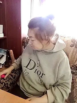 Madame-Butterfly online show from February 4, 2025, 7:51 am