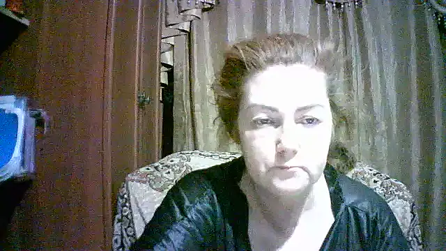 Madame-Butterfly online show from October 8, 2025, 1:31 pm