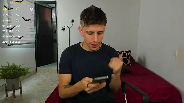 Snapshot of Jasperjoness chatting on November 7, 2025, 7:25 pm Jasperjoness online show from November 7, 2025, 7:25 pm