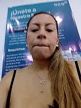 Katalina S3xy online show from January 12, 2026, 1:27 pm