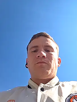 Snapshot of monitobuenchorro chatting on September 16, 2025, 4:52 pm monitobuenchorro online show from September 16, 2025, 4:52 pm