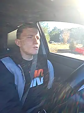 monitobuenchorro online show from December 13, 2025, 8:25 pm