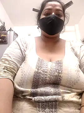 zeepe19 online show from November 19, 2025, 5:40 am