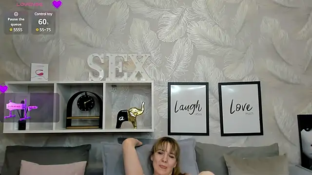 KattyPeachX online show from March 11, 2025, 7:26 am