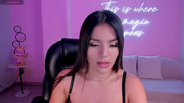 ValeriaRoldanX online show from January 14, 2025, 3:22 am