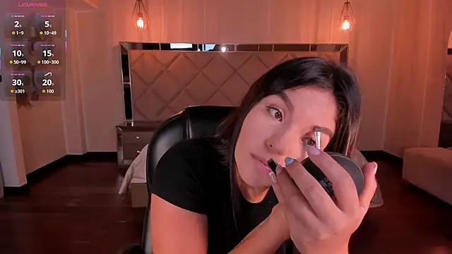 ValeriaRoldanX online show from November 9, 2025, 11:14 pm