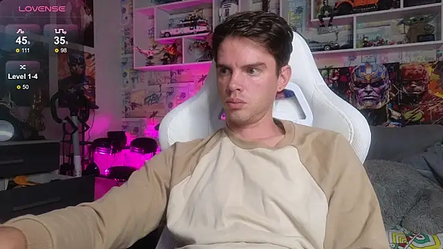 Snapshot of Mike_Burn chatting on October 5, 2025, 12:14 pm Mike Burn online show from October 5, 2025, 12:14 pm