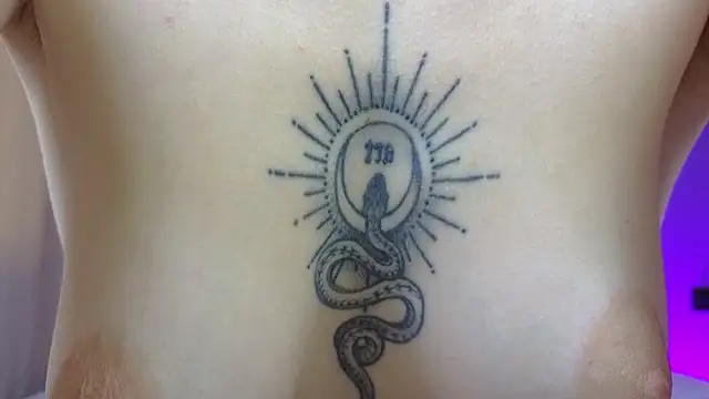 Snapshot of Your_Auggie chatting on November 7, 2025, 9:31 am Your Auggie online show from November 7, 2025, 9:31 am