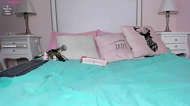 KIMAPRIL online show from January 21, 2025, 10:51 pm