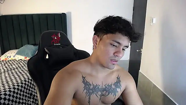 Snapshot of man_dur07 chatting on October 15, 2025, 6:52 pm man dur07 online show from October 15, 2025, 6:52 pm