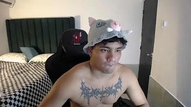 Snapshot of man_dur07 chatting on November 1, 2025, 8:33 pm man dur07 online show from November 1, 2025, 8:33 pm