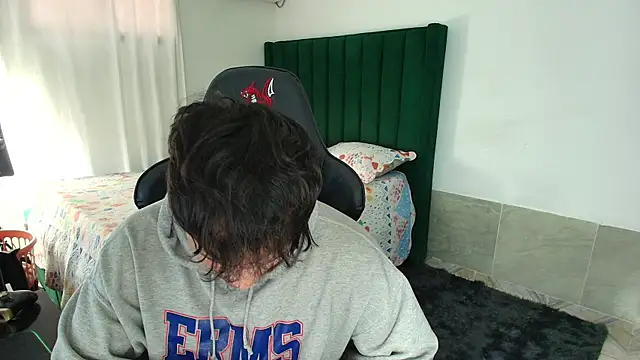 man dur07 online show from March 14, 2026, 8:47 pm