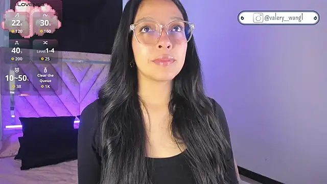 Valery wang online show from November 11, 2025, 11:54 am