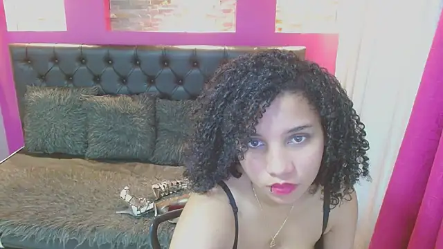 Snapshot of Mayaa_ross chatting on December 12, 2024, 9:08 am Mayaa ross online show from December 12, 2024, 9:08 am