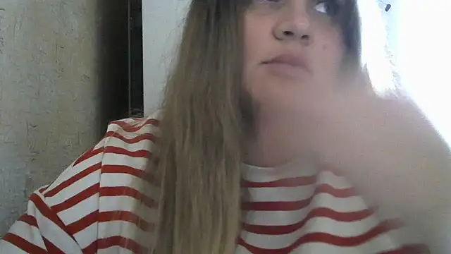 Snapshot of Honeydew-Waves chatting on November 11, 2025, 8:25 am Honeydew-Waves online show from November 11, 2025, 8:25 am