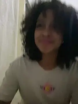 Snapshot of Arteatenea__ chatting on December 29, 2024, 6:14 am Arteatenea online show from December 29, 2024, 6:14 am