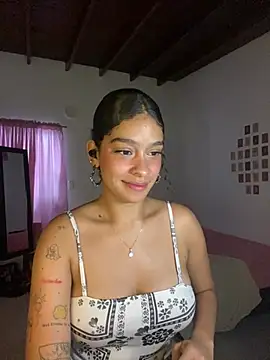 Snapshot of Arteatenea__ chatting on February 1, 2025, 10:34 pm Arteatenea online show from February 1, 2025, 10:34 pm