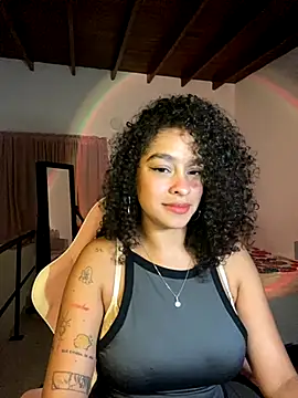 Snapshot of Arteatenea__ chatting on September 28, 2025, 1:44 am Arteatenea online show from September 28, 2025, 1:44 am