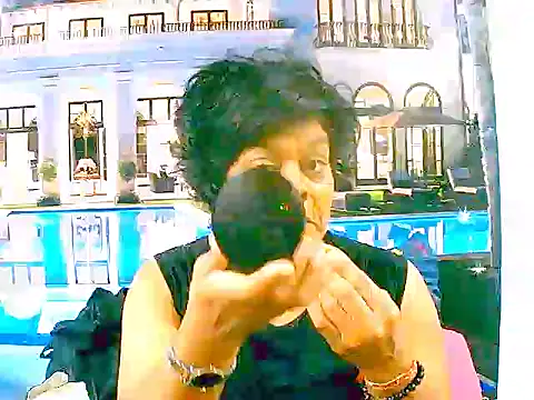 indianCherryPie online show from February 11, 2025, 5:58 am