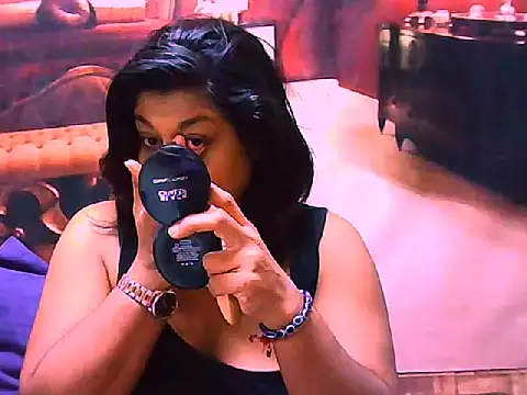 Snapshot of indianCherryPie chatting on April 28, 2026, 5:23 am indianCherryPie online show from April 28, 2026, 5:23 am