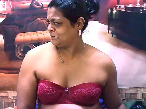 Snapshot of indianCherryPie chatting on May 4, 2026, 5:03 am indianCherryPie online show from May 4, 2026, 5:03 am