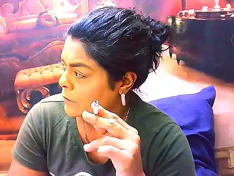Snapshot of indianCherryPie chatting on May 25, 2026, 5:24 am indianCherryPie online show from May 25, 2026, 5:24 am