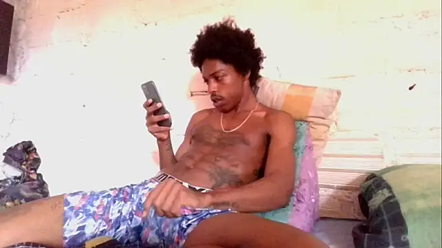 LarryCollin online show from October 19, 2025, 7:36 pm