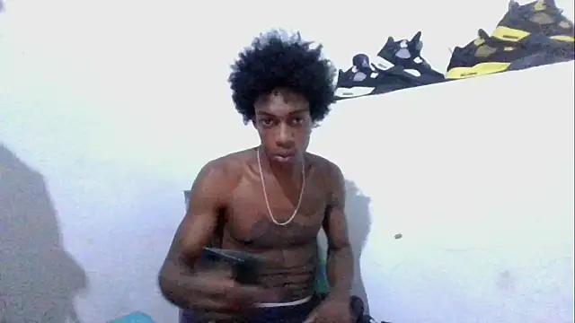 LarryCollin online show from October 25, 2025, 6:35 pm