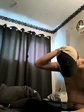 midwest eye candy1 online show from January 7, 2025, 9:46 pm